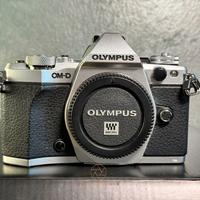 Olympus OM-D E-M5 II omd em5 mark 2