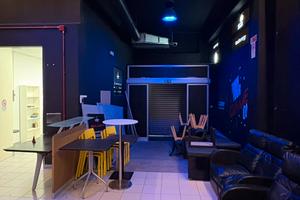 Locale commerciale Via Amendola, trav. Giannone