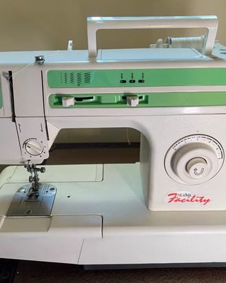 Macchina da cucire Singer nuova Facility