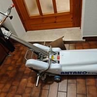 Montascale cingolato 