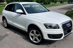 Audi Q5 2.0 TDI (2010)