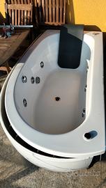 vasca idromassaggio per bagno 