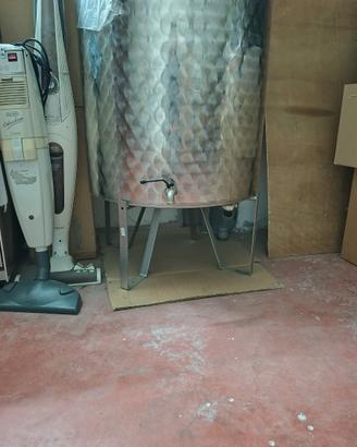 Serbatoio olio-vino 300L