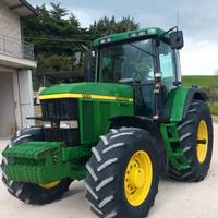 Trattore JOHN DEERE 7710