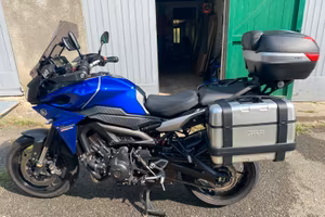 Yamaha Tracer 900 - 2017 con tris valige