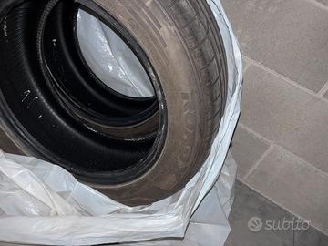 Gomme auto