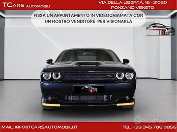 DODGE CHALLENGER 5.7 V8 HEMI -NOLEGGIO GIORNALIERO