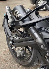 Terminale di scarico LeoVince LV-10 Full Black