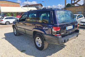 Jeep Cherokee 2.5