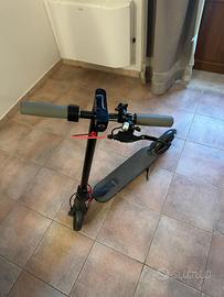 Monopattino elettrico Aovopro