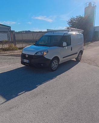Fiat Doblò 1.4 T-Jet Metano 