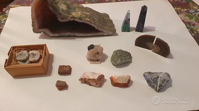 Geodo ametista e pietre varie