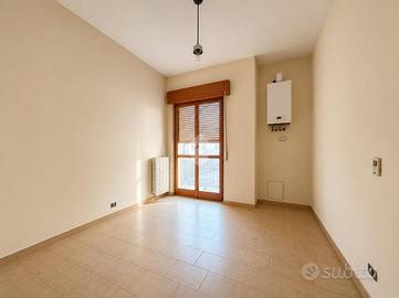 MAGAZZINO A SERRAVALLE SCRIVIA