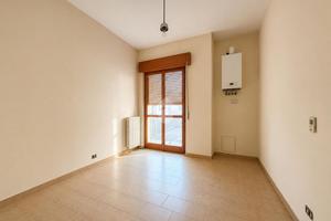 MAGAZZINO A SERRAVALLE SCRIVIA