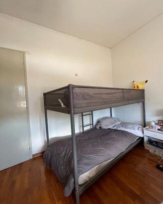 letto a castello in metallo