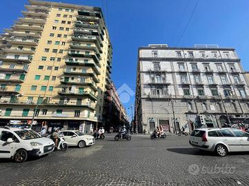 5 LOCALI A NAPOLI