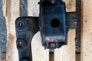 Supporto motore Peugeot 208 1.4 diesel