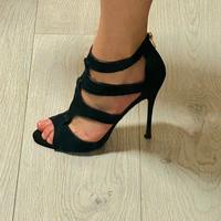 Sandalo tacco a spillo nero