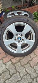 Set di 4 gomme da neve complete di cerchi in lega