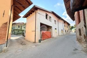CASA INDIPENDENTE A FRONT