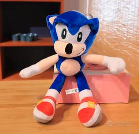 peluche di Sonic the hedgehog