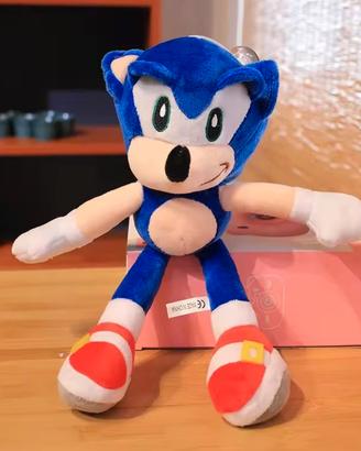 peluche di Sonic the hedgehog