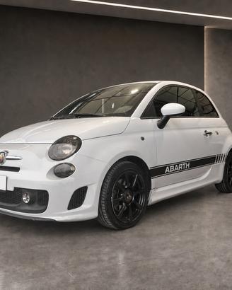 Abarth 500 Custom 1.4 16V Turbo T-Jet 135 CV