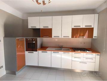 Cucina angolare Arrital con elettrodomestici