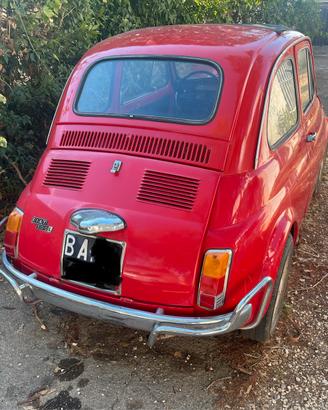 Fiammante fiat 500L, 1970