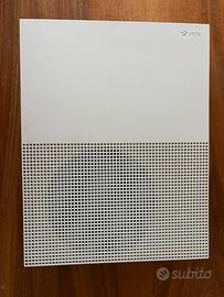 XBOX one- completa e funzionate + controller+ cavi