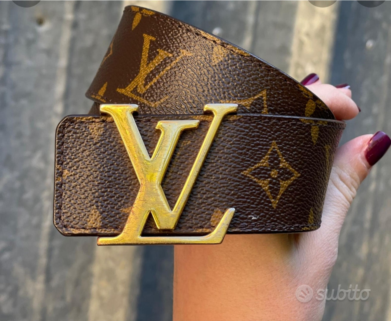 Cintura Louis Vuitton a scacchi PREZZO TRATTABILE - Abbigliamento e  Accessori In vendita a Napoli