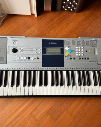 TASTIERA ELETTRONICA YAMAHA PSR E323
