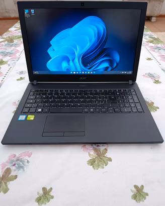 Acer TravelMate P2510-G2-MG-84RJ i7-8550U