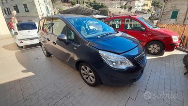 opel meriva b 1.3 anno 2011