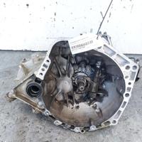 303000D410 CAMBIO MANUALE 5M TOYOTA YARIS IV (P21)