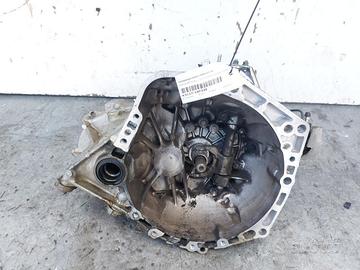 303000D410 CAMBIO MANUALE 5M TOYOTA YARIS IV (P21)