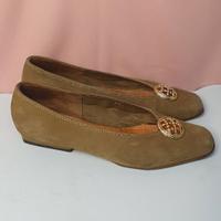 Ballerine vintage in camoscio con gioiello Ambra