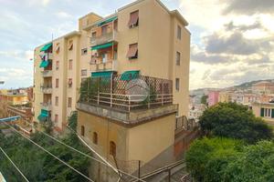 4 LOCALI A GENOVA
