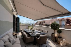 Loano si propone attico vista mare