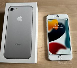 Iphone 7 argento 32 GB