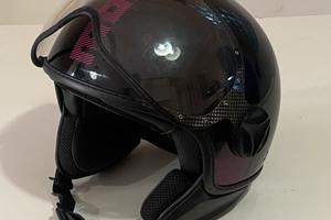 Casco momo design