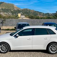 Audi A3 1.6 TDI clean diesel Attraction