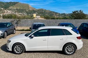 Audi A3 1.6 TDI clean diesel Attraction