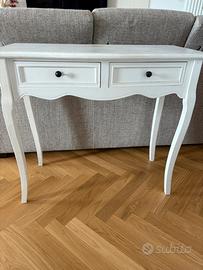 Mobiletto shabby chic con 2 cassetti