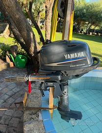 Motore fuoribordo quattro tempi Yamaha 4 CV