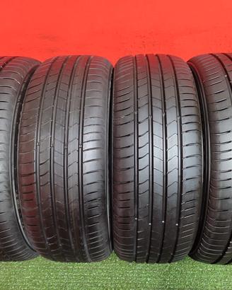 215 55 18 Gomme Kumho 2022 99.9% Estive 215 55 18