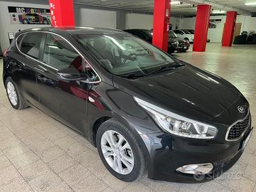 Kia Ceed cee'd 1.4 ECO GPL 5 porte Cool