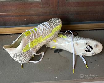 Scarpe da calcio nuove