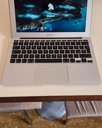 MacBook Air 11″