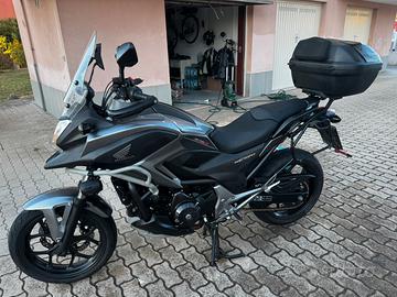 Honda NC750X manuale